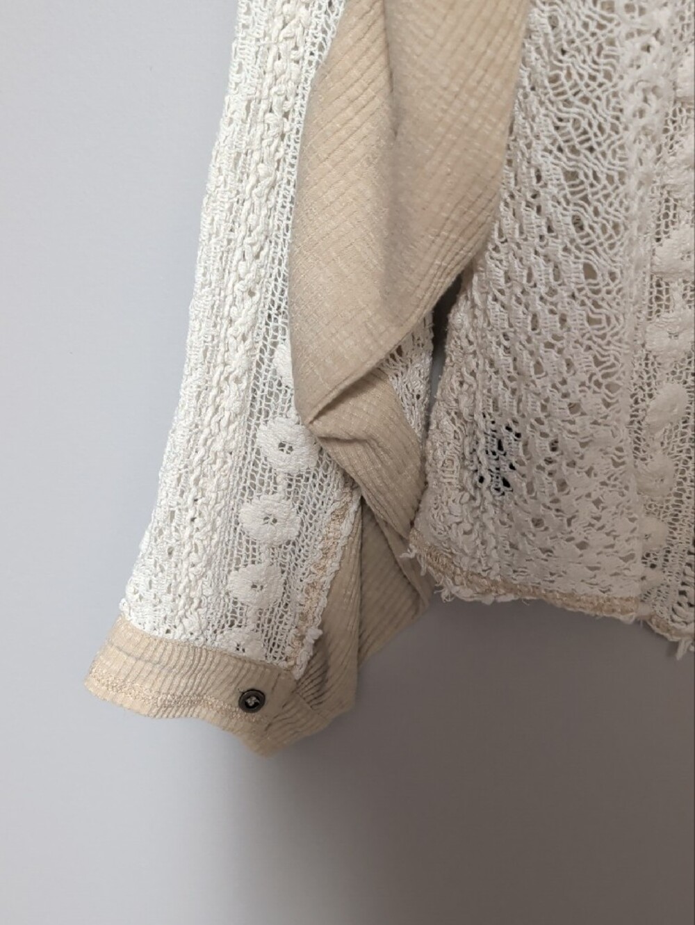 POL Beige and Cream Crochet V-Neck Sweater - Picture 7 of 8